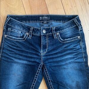 Silver jeans Dark Blue Flare Jeans with embroidered pockets